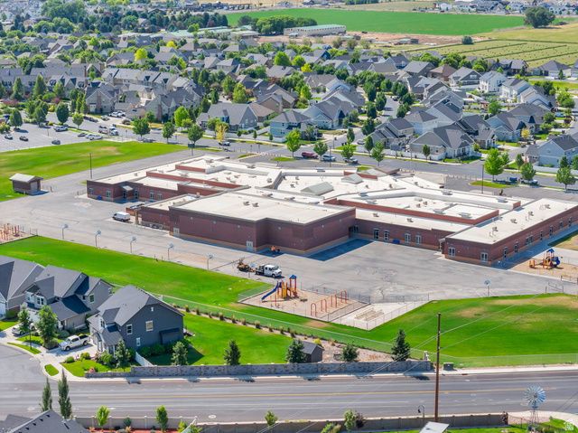 252 N SUNRISE RANCH DR, Mapleton, UT 84664