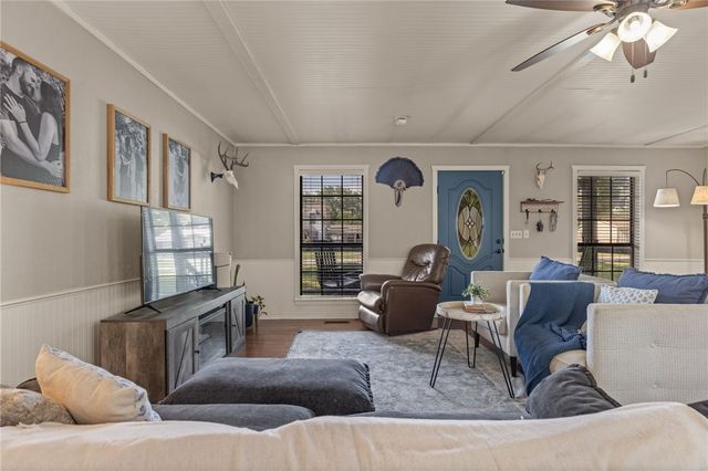 512 W Odle Street, Salina, OK 74365