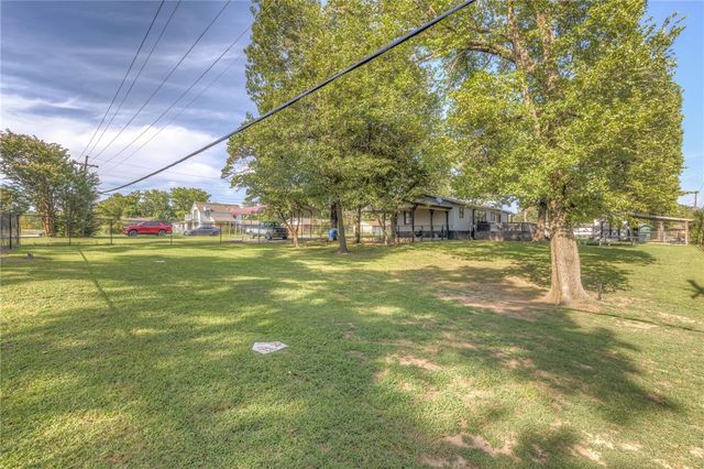 512 W Odle Street, Salina, OK 74365