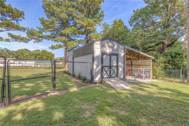 512 W Odle Street, Salina, OK 74365