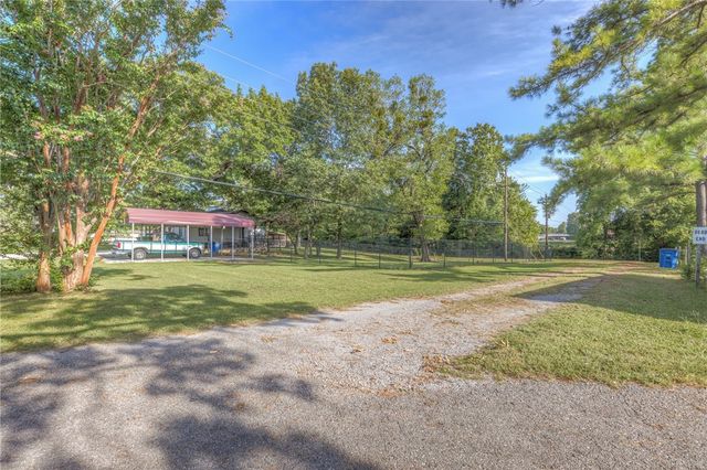 512 W Odle Street, Salina, OK 74365