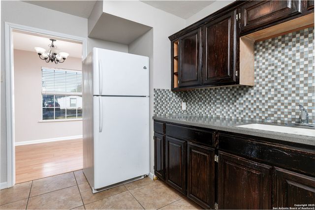 4466 Lark Ave, San Antonio, TX 78228