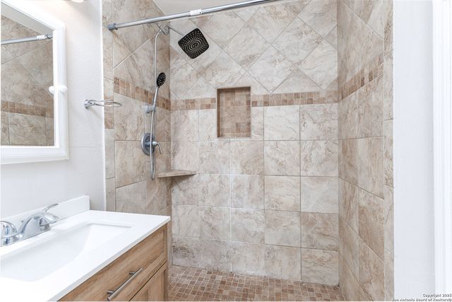 4466 Lark Ave, San Antonio, TX 78228