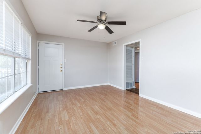 4466 Lark Ave, San Antonio, TX 78228