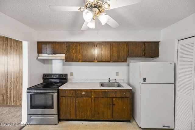 70 Greenwood Loop Road 70, Brick, NJ 08724