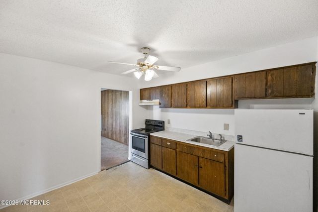 70 Greenwood Loop Road 70, Brick, NJ 08724