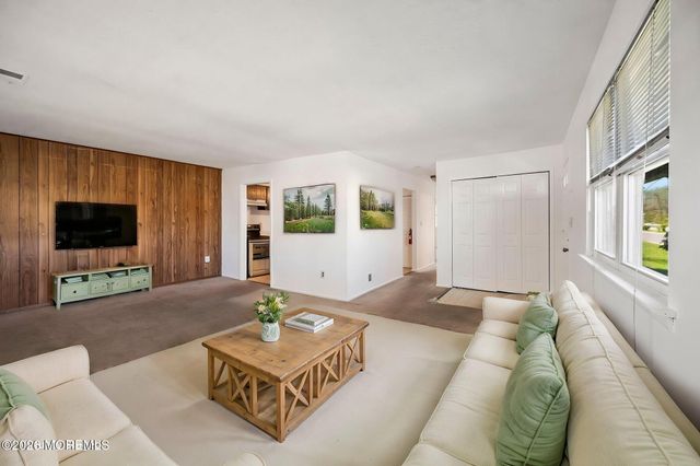 70 Greenwood Loop Road 70, Brick, NJ 08724