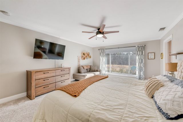 126 Forest Brook Street, Oak Leaf, TX 75154