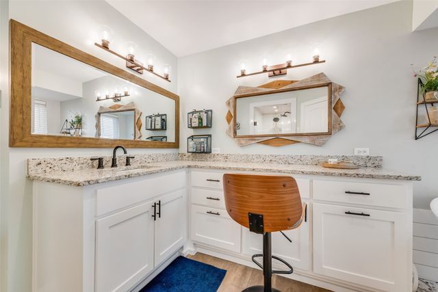 126 Forest Brook Street, Oak Leaf, TX 75154