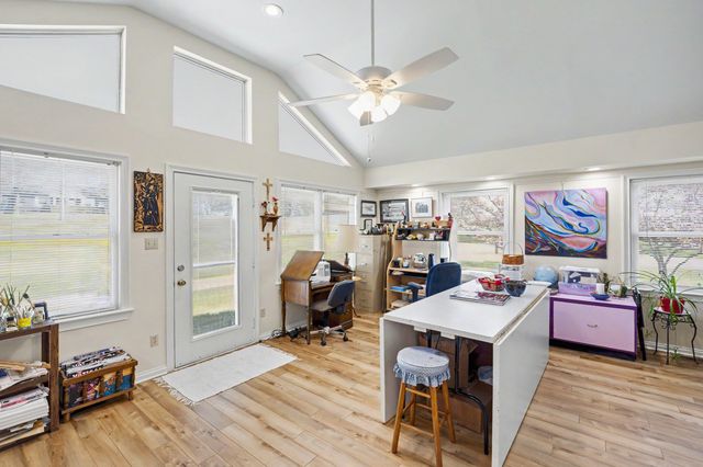 2033 Longview Drive, Georgetown, KY 40324