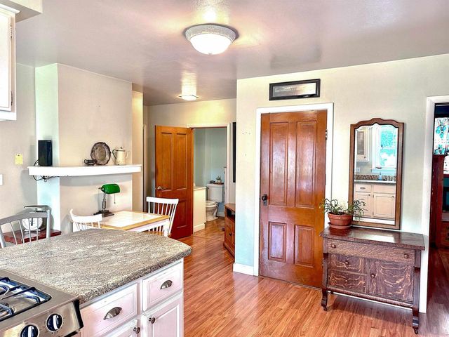 404 BRUCE STREET, New London, WI 54961