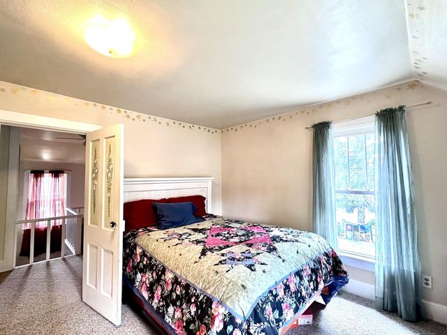 404 BRUCE STREET, New London, WI 54961