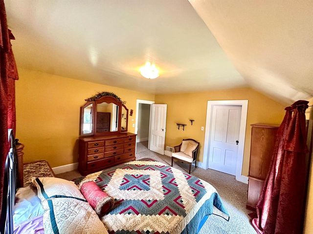 404 BRUCE STREET, New London, WI 54961