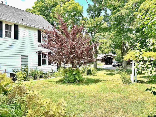 404 BRUCE STREET, New London, WI 54961
