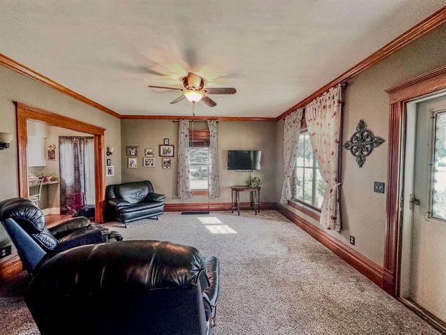 404 BRUCE STREET, New London, WI 54961