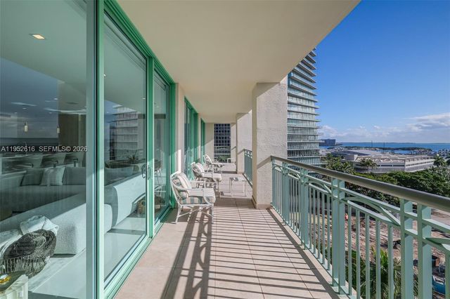 3400 SW 27th Avenue 802, Miami, FL 33133