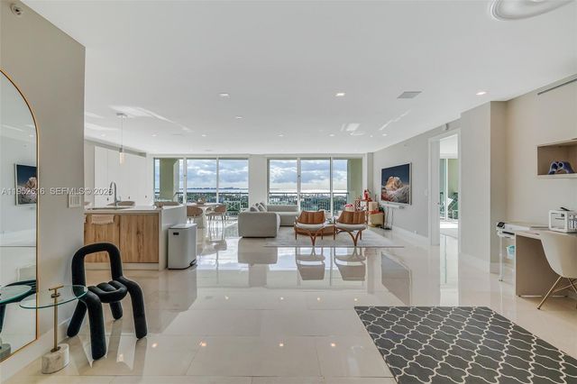 3400 SW 27th Avenue 802, Miami, FL 33133