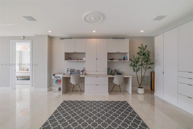 3400 SW 27th Avenue 802, Miami, FL 33133