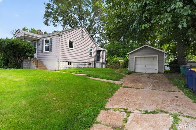 2142 Penfield Avenue, Vinita Park, MO 63114
