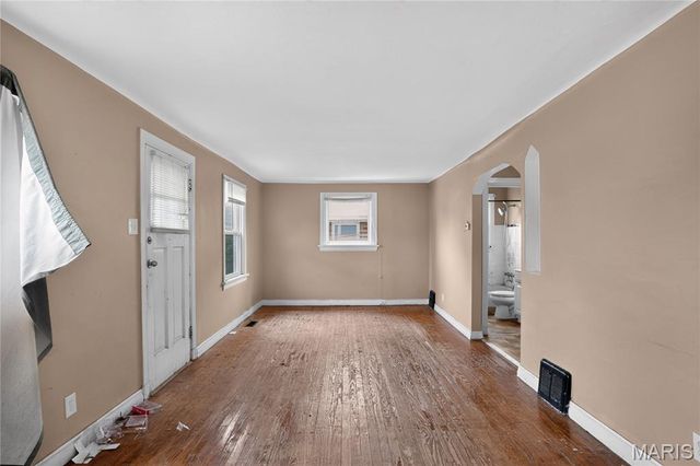 2142 Penfield Avenue, Vinita Park, MO 63114