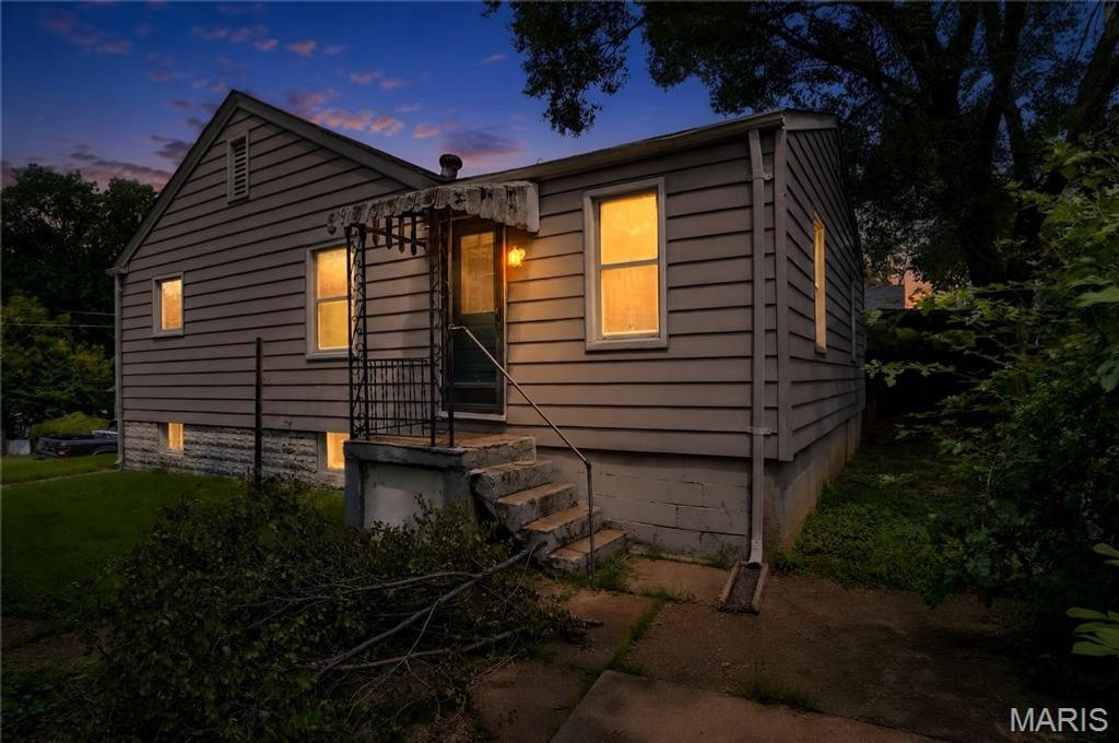 2142 Penfield Avenue, Vinita Park, MO 63114