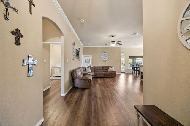 1901 Millbrook Drive, Midlothian, TX 76065