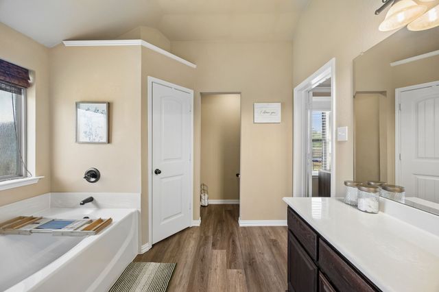 1901 Millbrook Drive, Midlothian, TX 76065