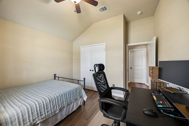 1901 Millbrook Drive, Midlothian, TX 76065