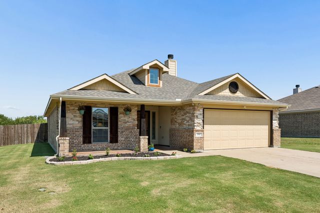 1901 Millbrook Drive, Midlothian, TX 76065