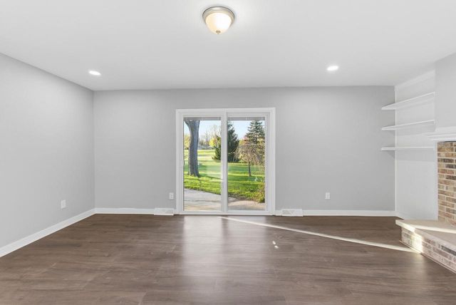 5782 Rustic LANE, Greendale, WI 53129