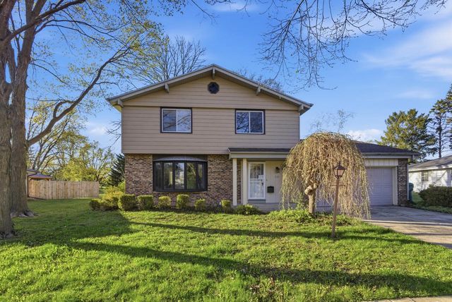 5782 Rustic LANE, Greendale, WI 53129