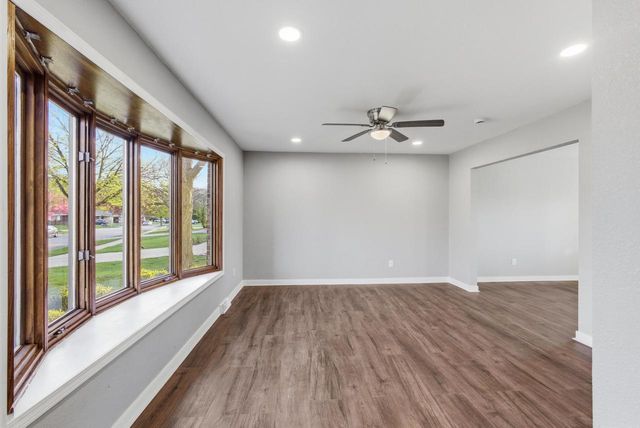 5782 Rustic LANE, Greendale, WI 53129