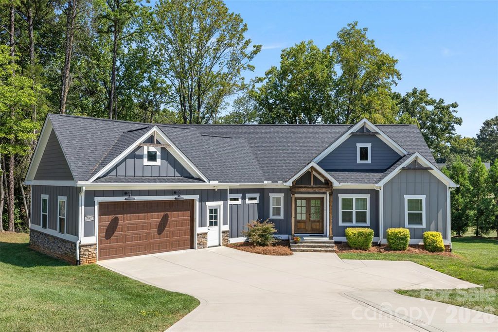 787 Morrison Farm Road, Troutman, NC 28166