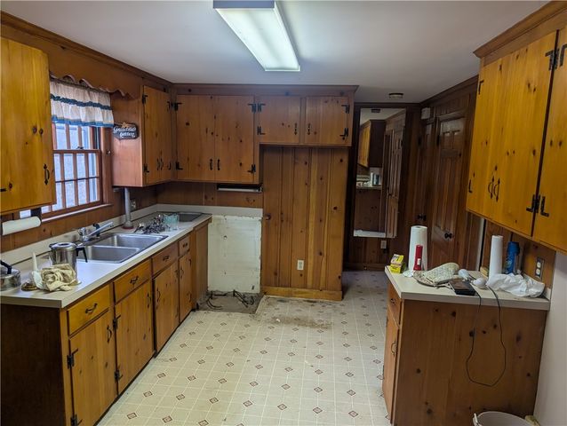 23 Wildrose Court, Warwick, RI 02888