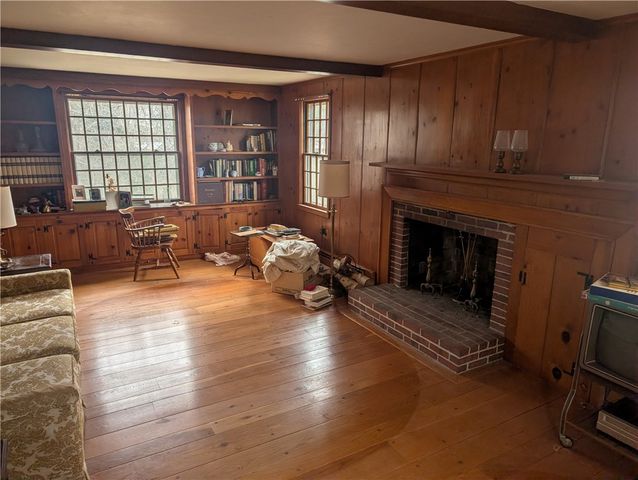 23 Wildrose Court, Warwick, RI 02888