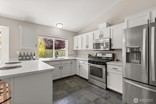 6104 44th Place NE, Marysville, WA 98270