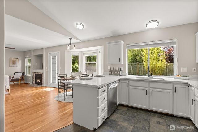 6104 44th Place NE, Marysville, WA 98270