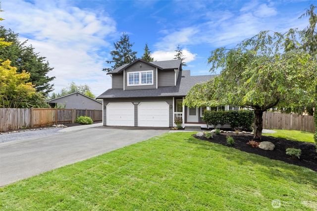 6104 44th Place NE, Marysville, WA 98270
