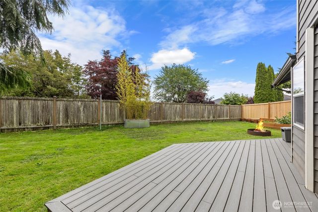 6104 44th Place NE, Marysville, WA 98270