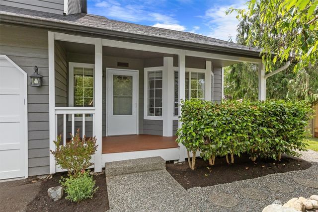 6104 44th Place NE, Marysville, WA 98270