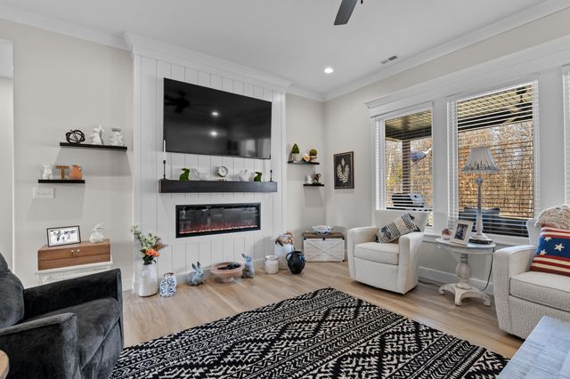 6405 GATEWAY ARCH WAY, Ashland, MO 65010