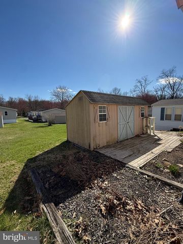 69 MEADOW RUN PL, Harrisburg, PA 17112