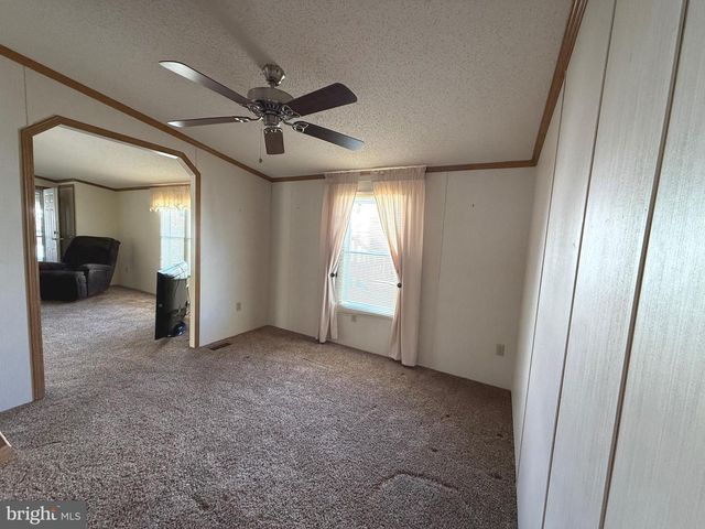 69 MEADOW RUN PL, Harrisburg, PA 17112