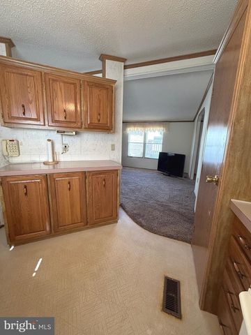 69 MEADOW RUN PL, Harrisburg, PA 17112