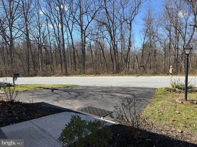 69 MEADOW RUN PL, Harrisburg, PA 17112