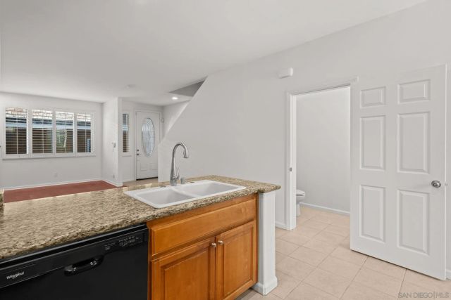 4069 Gresham St, San Diego, CA 92109