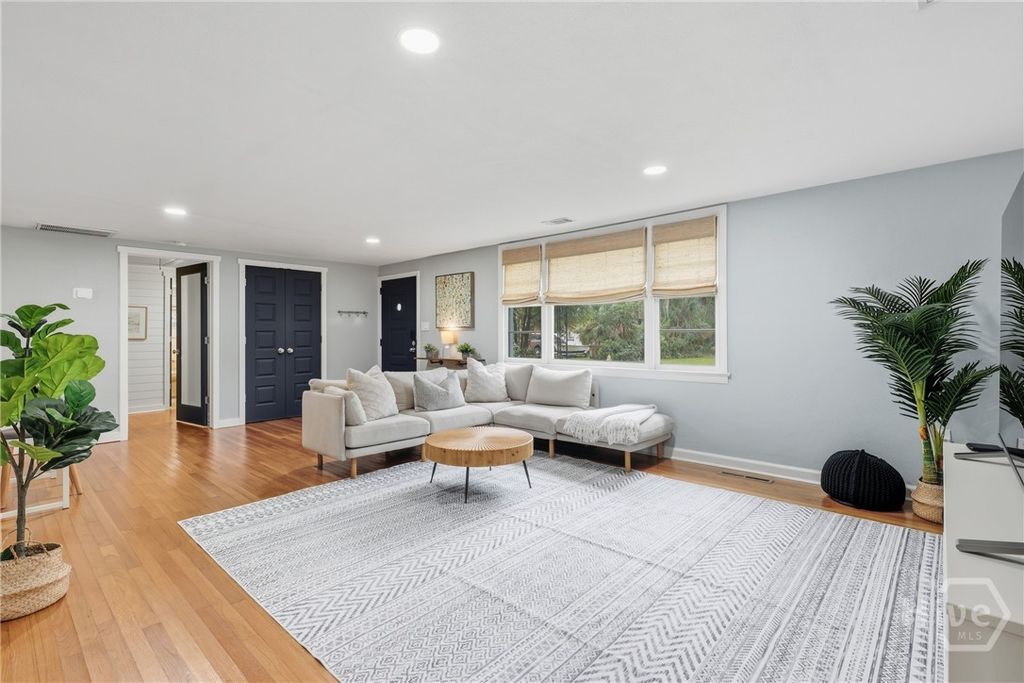 Image 4 of property listing at 3110 Wright Avenue, Savannah, GA 31404