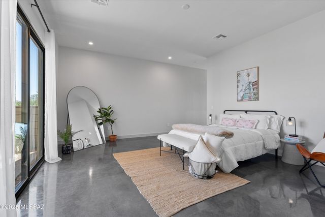 2805 N Bella Terraza Court N, Tucson, AZ 85712