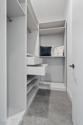 2805 N Bella Terraza Court N, Tucson, AZ 85712