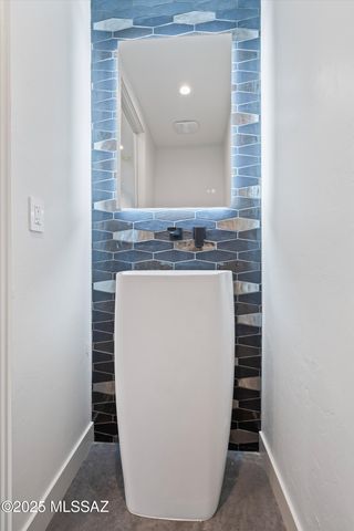 2805 N Bella Terraza Court N, Tucson, AZ 85712